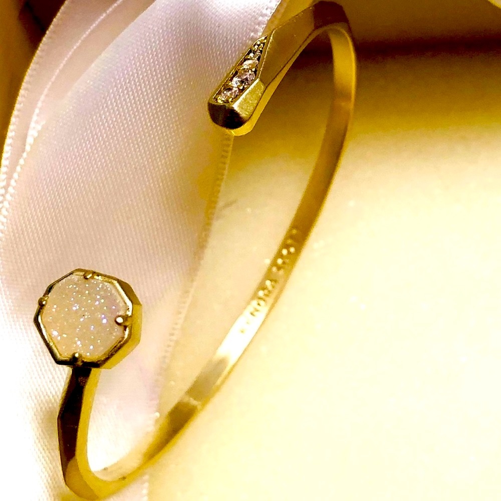 NWT Kendra Scott RARE & RETIRED Ashlee Bracelet Yellow Gold & Iridescent Drusy! - Picture 15 of 16